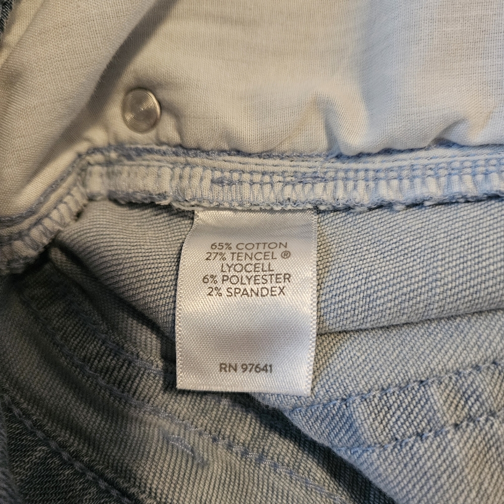 J Jill Authentic Fit crop light stone wash, frayed hem, straight leg, size 12 - Picture 12 of 15
